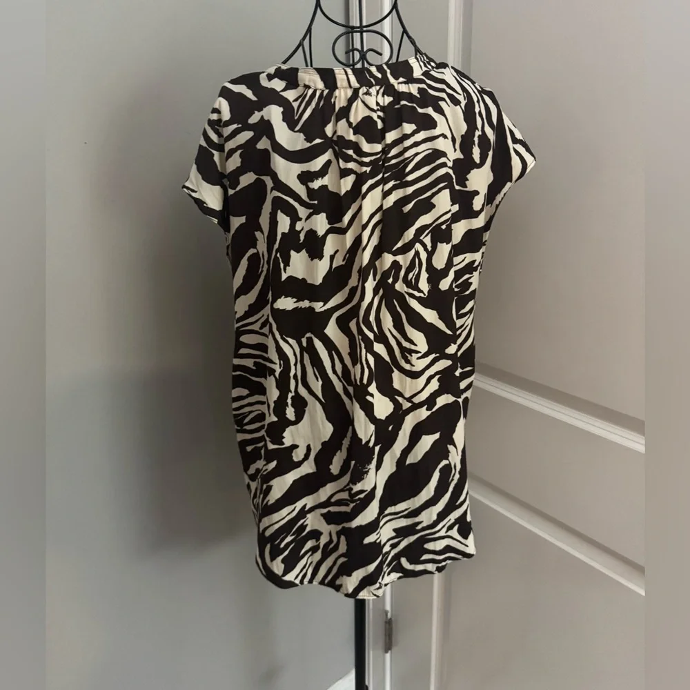 Joie Zebra Print Sleeveless Blouse Size Medium